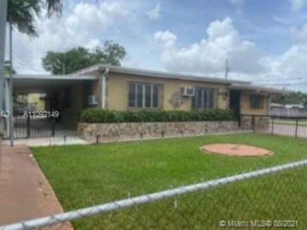 Calvert Manors, 6040 SW 17th St, Coral Terrace, Florida 33155, image 2
