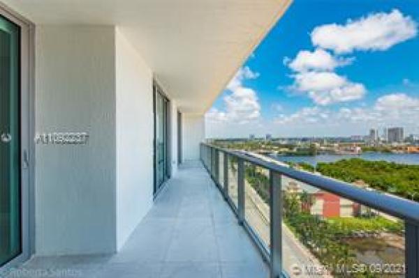 Parque Towers, 330 Sunny Isles Blvd #5-1503, Sunny Isles Beach, Florida 33160, image 2