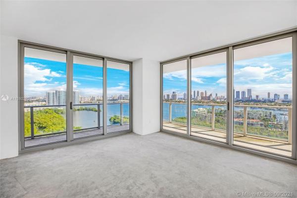 The Harbour South Tower, 16385 Biscayne Blvd #1815, North Miami Beach, Florida 33160, image 1