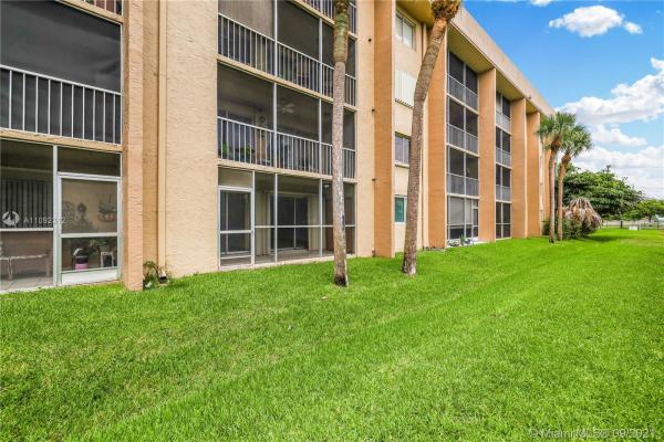 17000 NW 67th Ave #130, Country Club, Florida 33015, image 2