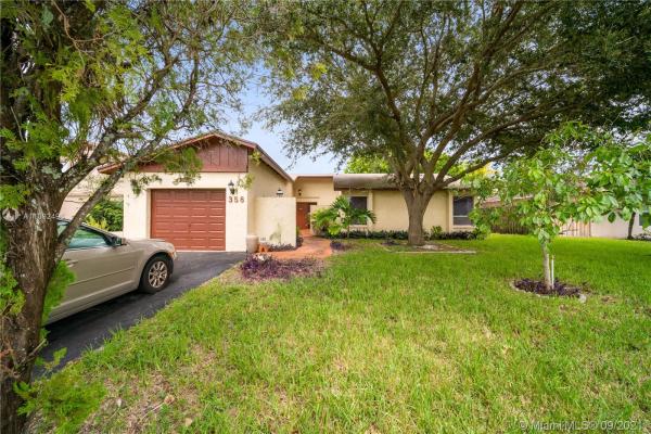 Gates Of Hillsboro, 358 NW 40th Ter, Deerfield Beach, Florida 33442, image 2