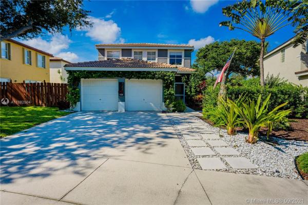 Hammocks At Riverglen, 4355 NW 1st Pl, Deerfield Beach, Florida 33442, image 2