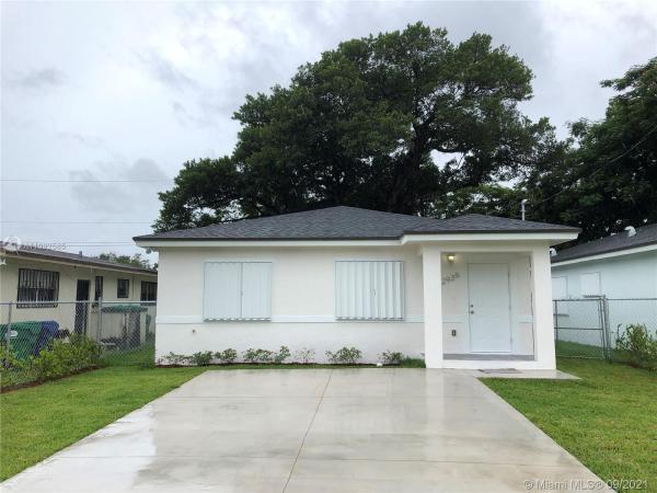 Hialeah Heights, 2936 NW 58th St, Brownsville, Florida 33142, image 2