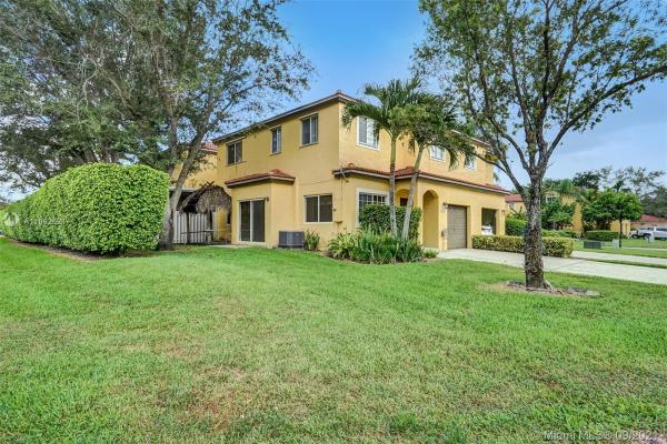 1801 SW 102nd Ter, Miramar, Florida 33025, image 2