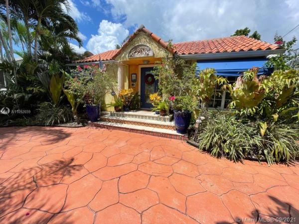 McKeever Terrace, 4108 SW 62nd Ave, South Miami, Florida 33155, image 2