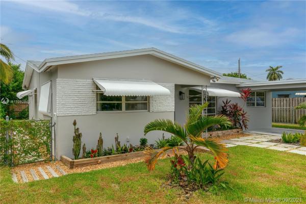 Sunshine Park Estates, 2120 N 61st Ter, Hollywood, Florida 33024, image 2