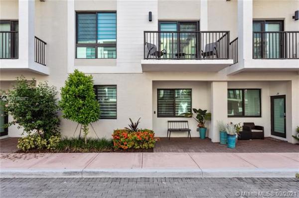 Urbana At Downtown Doral, 4745 NW 84th Ct #18, Doral, Florida 33166, image 1