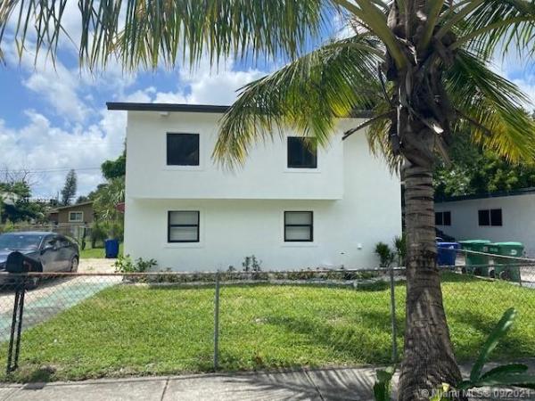 Stephens Manor, 1114 NW 76th St, Gladeview, Florida 33150, image 2