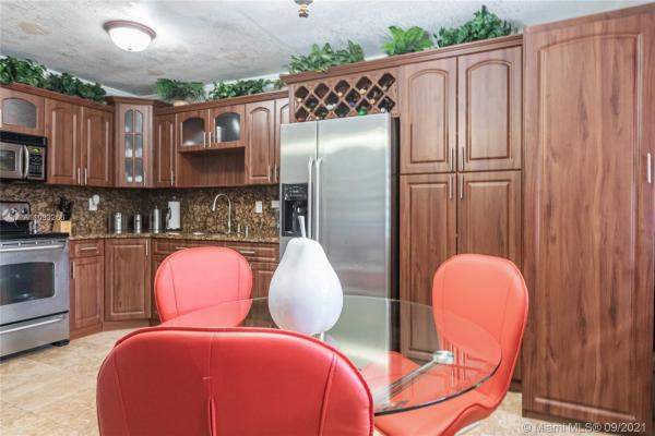 The Kensington, 1230 W 54th St #214A, Hialeah, Florida 33012, image 1
