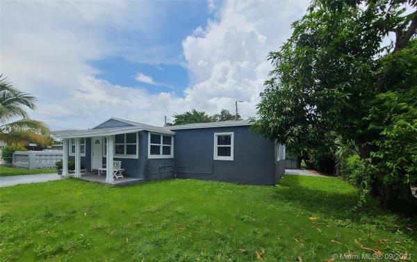 Le Jeune Place, 4075 SW 7th St, Miami, Florida 33134, image 2