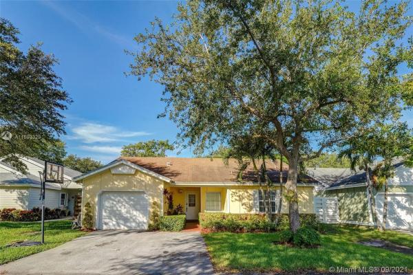 Willow Bend, 14812 SW 140th Ct, Country Walk, Florida 33186, image 2