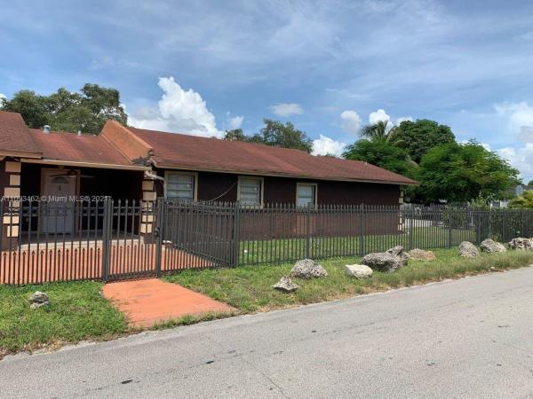 The Tropics, 2900 NW 94th St, West Little River, Florida 33147, image 2