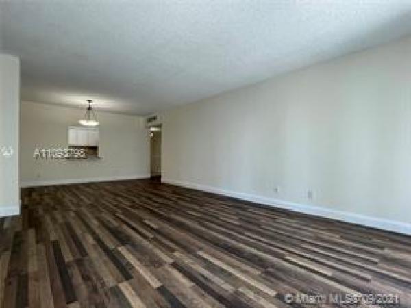 Oceanview A, 19390 Collins Ave #510, Sunny Isles Beach, Florida 33160, image 2