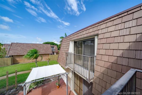 Waterford Courtyards South, 2624 SW 15th St, Deerfield Beach, Florida 33442, image 2