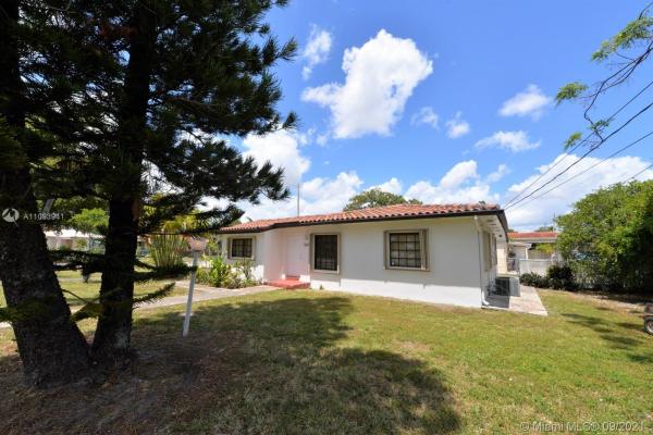 Twelfth Street Manors, 311 NW 32nd Ct, Miami, Florida 33125, image 2
