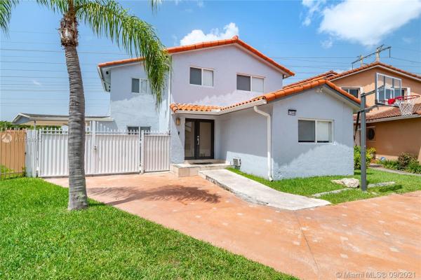 Tamiami Lakes, 13544 SW 9TH LN, Tamiami, Florida 33184, image 2