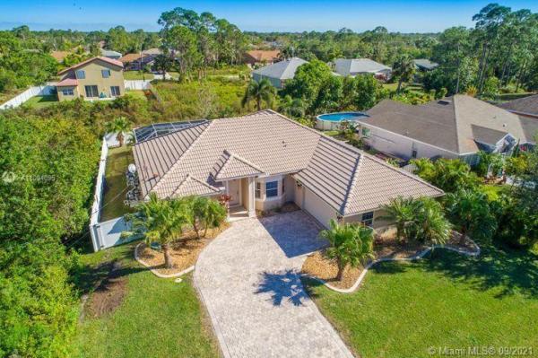 3633 SW Parsons St, Florida 34953, image 2