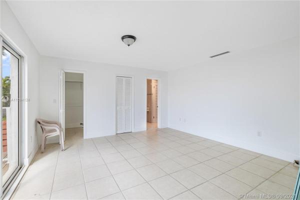 Lake Catalina, 8540 SW 48th St, Olympia Heights, Florida 33155, image 2