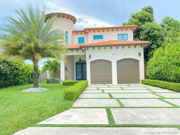 Coral Villas, 6529 SW 30th St, Coral Terrace, Florida 33155, image 2