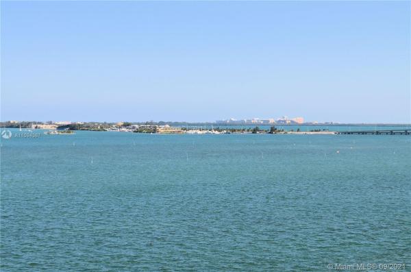 St Louis, 800 Claughton Island Dr #904, Miami, Florida 33131, image 2