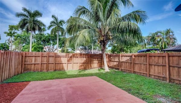 View West, 15690 SW 82nd Circle Ln #95, Kendall West, Florida 33193, image 1