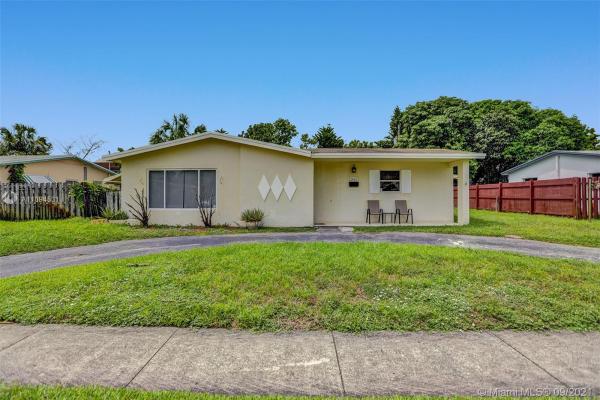 West Gate Estates, 2941 NW 45th Ave, Lauderdale Lakes, Florida 33313, image 2