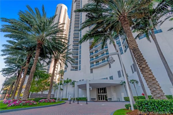 Tdr Tower 3, 15811 Collins Ave #1802, Sunny Isles Beach, Florida 33160, image 2