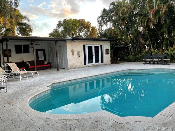 Sunny Acres, 1315 Dewey St, Hollywood, Florida 33019, image 2