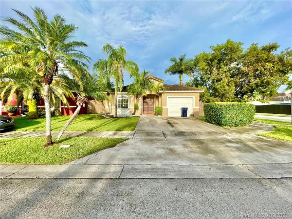 Maralex Homes, 17127 SW 143rd Ct, Richmond West, Florida 33177, image 2