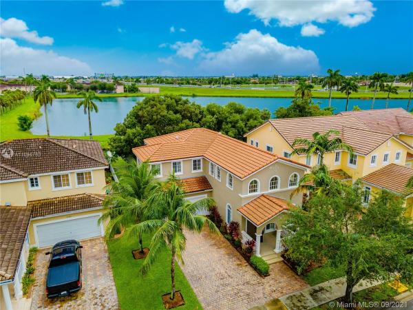 Mandarin Lakes, 27621 SW 139th Pl, Naranja, Florida 33032, image 2