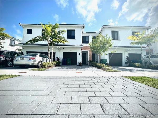 The Landings, 10932 SW 235th Ln #1, Princeton, Florida 33032, image 2