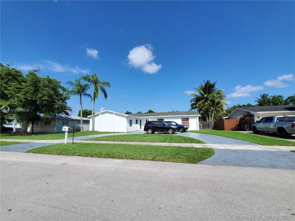 Kendale, 9421 SW 106th Ave, Kendall, Florida 33176, image 2