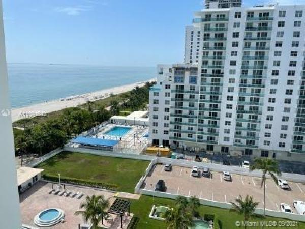 The Carriage Club, 5005 Collins Ave #1118, Miami Beach, Florida 33140, image 2