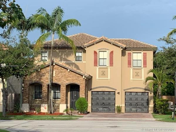 Silver Palms East, 24083 SW 112th Pl, Princeton, Florida 33032, image 2