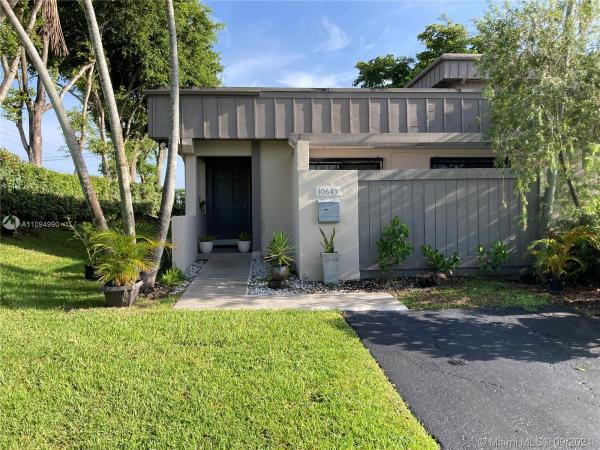 Creekside Villas, 10643 SW 74th Ter #10643, Kendall, Florida 33173, image 2