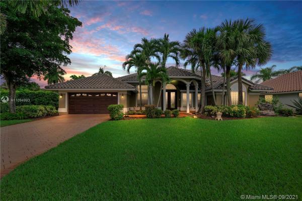 Boca Isles North, 19236 Bay Leaf Ct, Boca Raton, Florida 33498, image 2