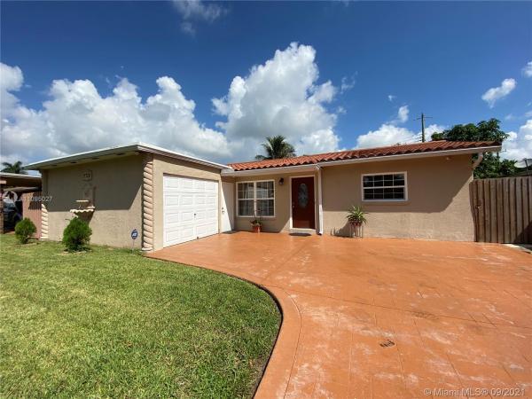 Driftwood Estates, 7711 NW 39th St, Davie, Florida 33024, image 2