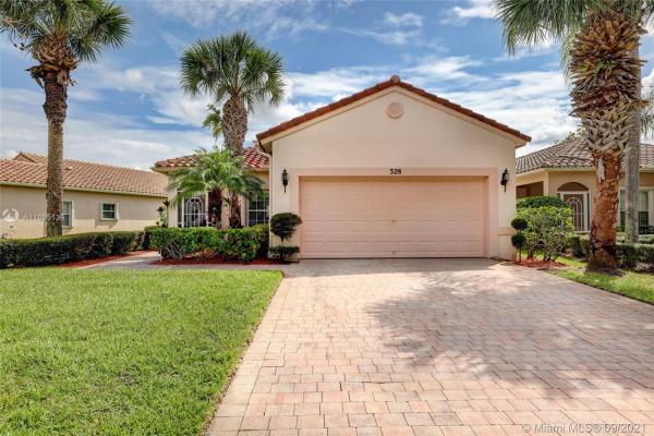 328 NW Treeline Trce, Florida 34986, image 2