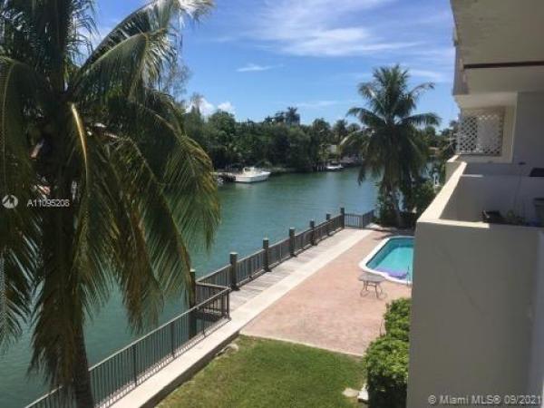 The Castille, 4011 N Meridian Ave #38, Miami Beach, Florida 33140, image 2