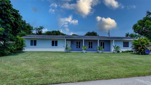 Pine Meadows, 9795 SW 142nd Dr, Kendall, Florida 33176, image 2