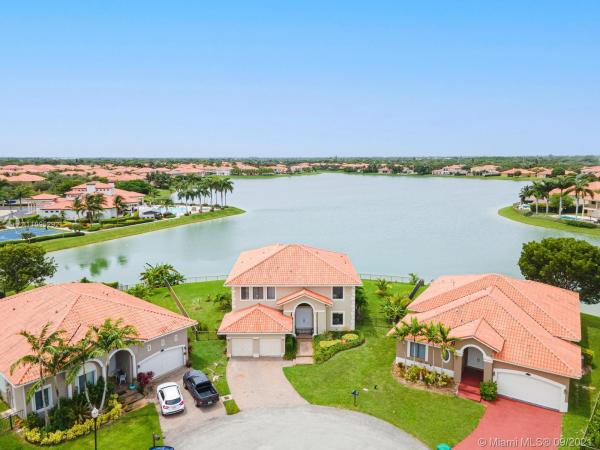 Cutler Cay, 18862 SW 77th Ct, Cutler Bay, Florida 33157, image 2