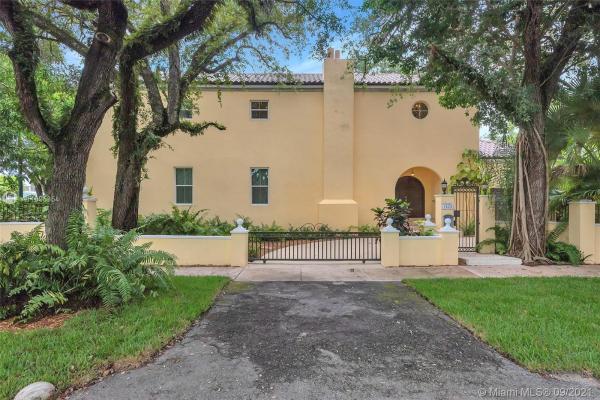 Granada, 1525 Cadiz Ave, Coral Gables, Florida 33134, image 2