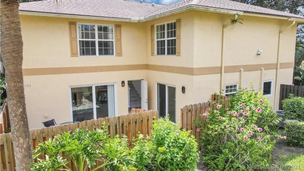 Delray Oaks West, 2934 SW 22nd Cir #12D, Delray Beach, Florida 33445, image 2