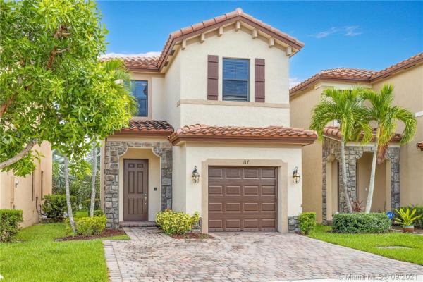 Sierra At The Vineyards, 117 NE 37th Pl, Homestead, Florida 33033, image 2