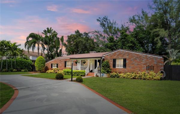 Griffing Biscayne Park Estates, 11153 Griffing Blvd, Biscayne Park, Florida 33161, image 2