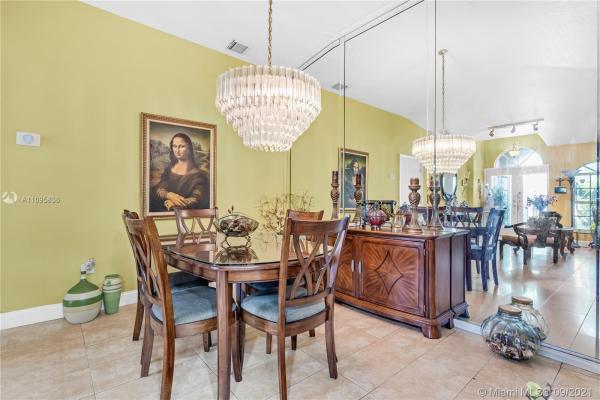 Emerald Point, 2951 SW 136th Ct, Tamiami, Florida 33175, image 2