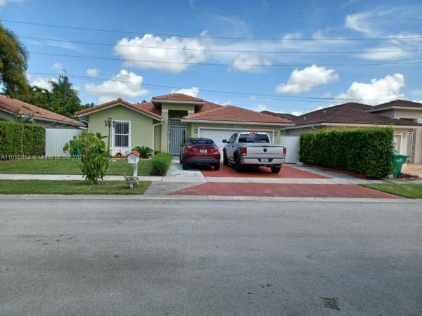 Abel Homes At Cambridge Estates, 13531 SW 280 Ter #, Three Lakes, Florida 33033, image 2