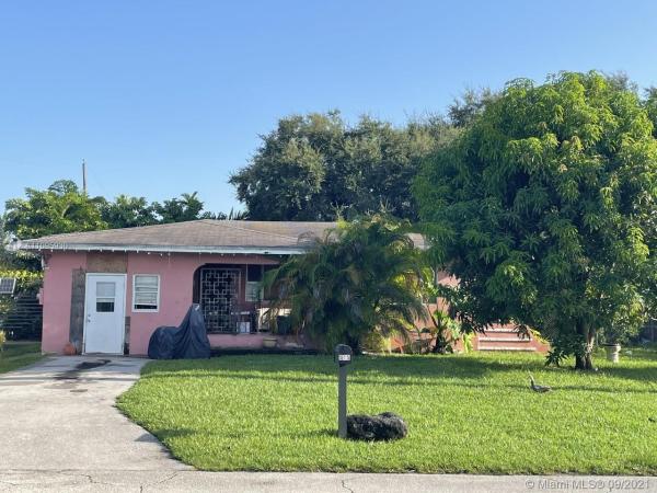 Home Acres, 515 NW 88th St, El Portal, Florida 33150, image 2