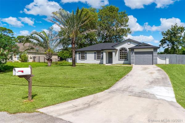 1607 SW Carillo Ave, Florida 34953, image 2