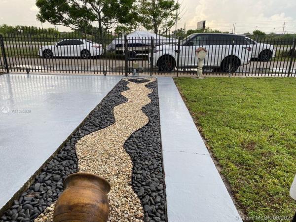 Magnolia Gardens, 2380 Service Rd, Opa-Locka, Florida 33054, image 2